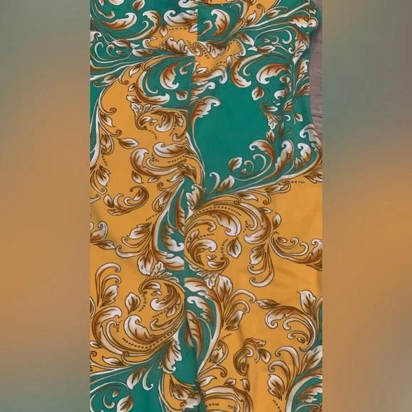 Vibrant Green and Yellow Jumpsuit Set - Picture 4 of 6